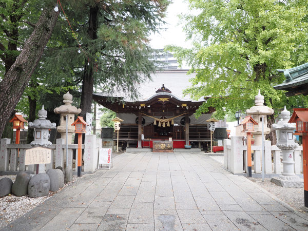 草加神社