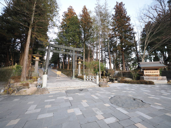 諏訪大社 下社 秋宮