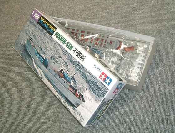 不審船プラモ